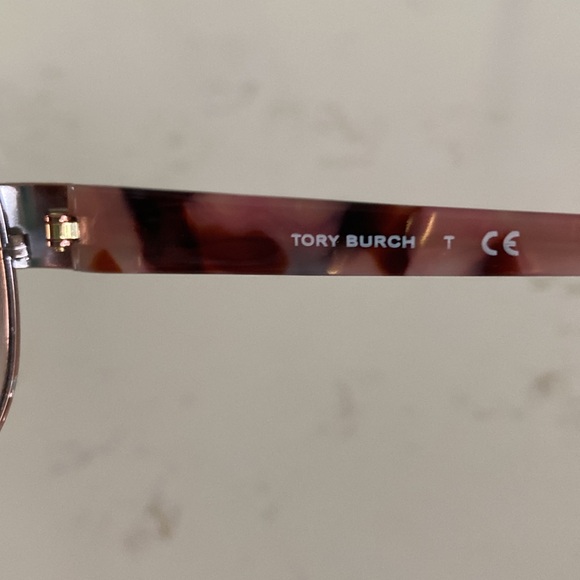 Tory Burch Rose Gold-Tone Aviator w/ Gradient Lens with case - Picture 5 of 7